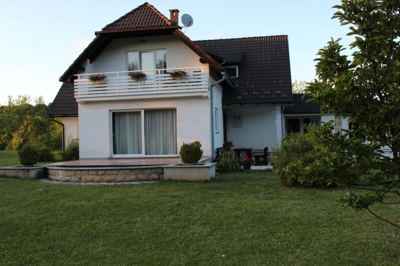 House Biba & Leona Acomodação com café da manhã Rastovača Exterior foto